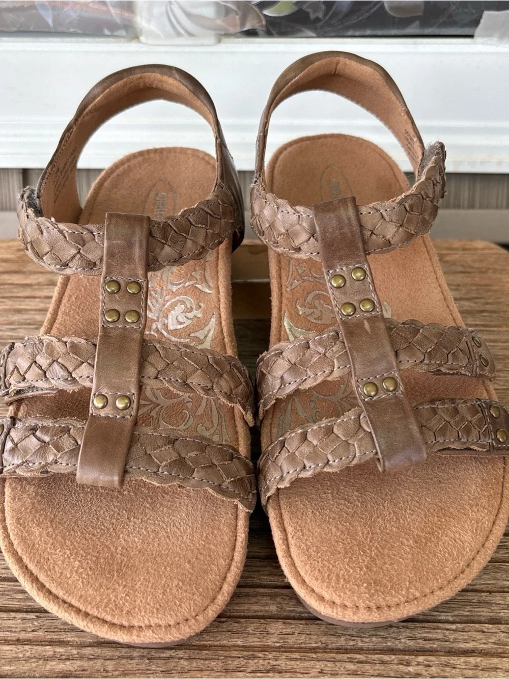Braided Strappy Women’s Sandals in Light Brown Sz 5